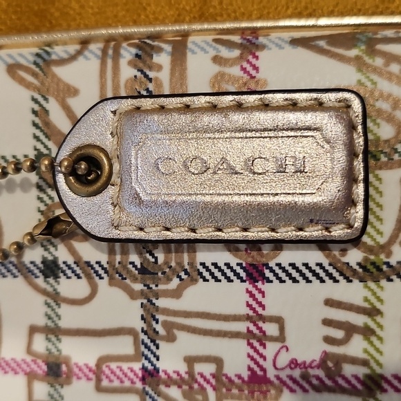 Coach Tattersall Graffiti Swingpack No. KO868-42239 EUC - Picture 3 of 15